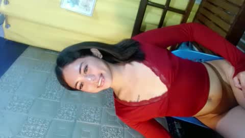 Snapshot of urasiangirl01 chatting on 4, 5, 2026 yesha online show from 4, 5, 2026