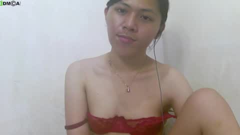 Snapshot of urasianlover69x chatting on 11, 1, 2025 rai online show from 11, 1, 2025