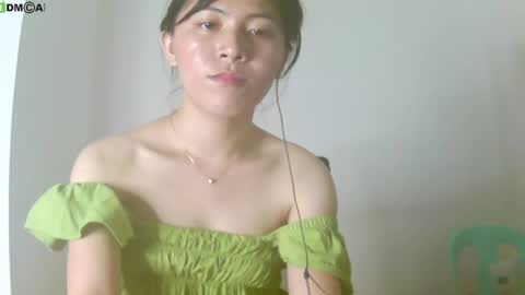 Snapshot of urasianlover69x chatting on 6, 3, 2025 rai online show from 6, 3, 2025