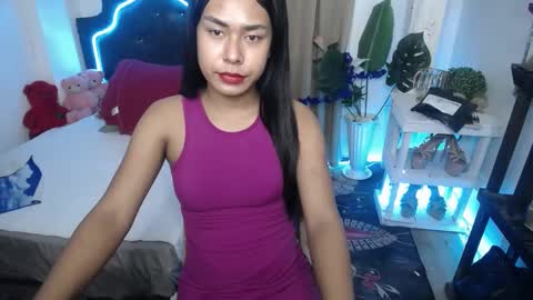 Snapshot of urasians_cummer chatting on 12, 3, 2025 Pau online show from 12, 3, 2025