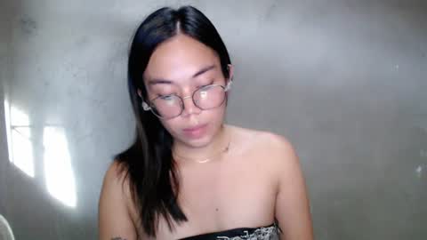 Snapshot of urbabydollx16 chatting on 17, 6, 2026 urbabydollx16 online show from 17, 6, 2026