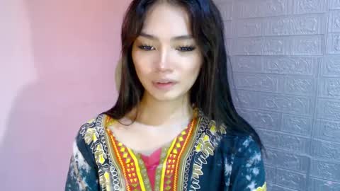 Clara online show from 5, 3, 2025