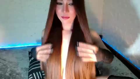 Snapshot of urbabyhot_gurl chatting on 10, 1, 2025 QUEEN ANGEL online show from 10, 1, 2025