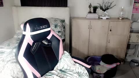 MONICA DEMONYETA online show from 27, 12, 2024