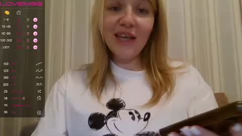 Snapshot of urbadkitty chatting on 1, 3, 2025 urbadkitty online show from 1, 3, 2025