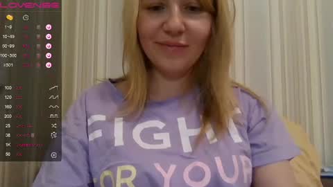 Snapshot of urbadkitty chatting on 2, 3, 2025 urbadkitty online show from 2, 3, 2025