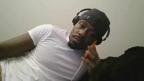 UrbanDicc online show from 8, 3, 2025