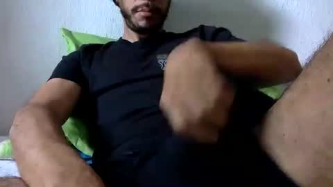 Snapshot of urbestbigdick chatting on 4, 1, 2025 urbestbigdick online show from 4, 1, 2025