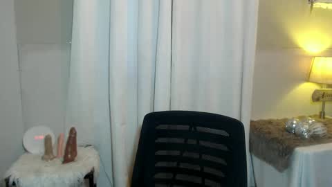 Snapshot of urcrushnextdoor_ chatting on 3, 2, 2025 urcrushnextdoor_ online show from 3, 2, 2025