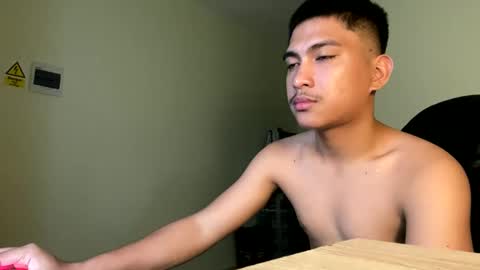 Snapshot of urcuteguy_jhonx chatting on 15, 2, 2026 Dannie online show from 15, 2, 2026