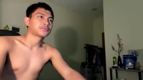 Snapshot of urcuteguy_jhonx chatting on 16, 3, 2026 Dannie online show from 16, 3, 2026