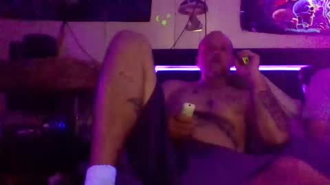 urdaddy875867 online show from 5, 4, 2026