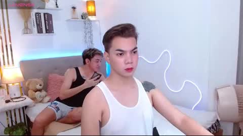 rose and khristine online show from 6, 10, 2025