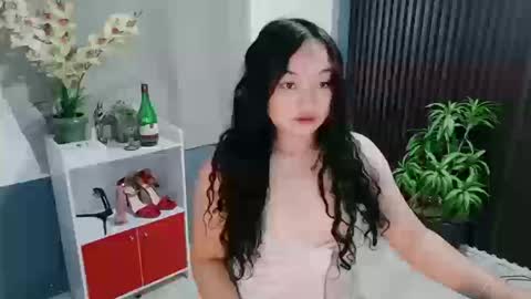 Scarlet online show from 17, 12, 2025