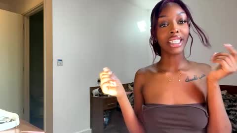 urfavtee online show from 28, 3, 2026