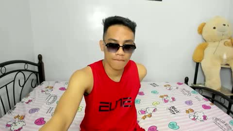 Snapshot of urfucker_vinz chatting on 23, 2, 2026 urfucker_vinz online show from 23, 2, 2026