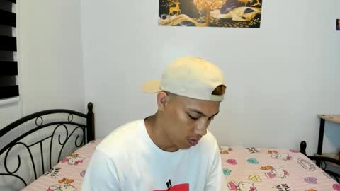 urfucker_vinz online show from 31, 5, 2026