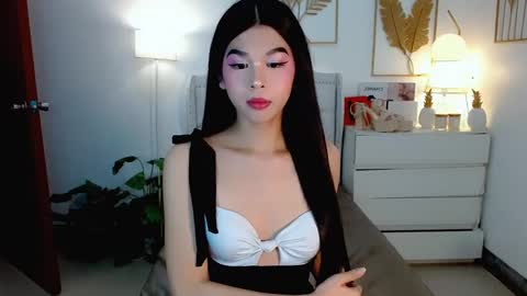 Im your doll maica online show from 25, 1, 2025