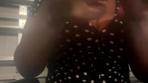 Snapshot of urgeminibrat chatting on 6, 4, 2026 urgeminibrat online show from 6, 4, 2026