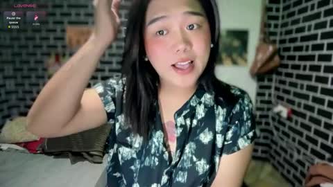Snapshot of urgirl_dimple chatting on 10, 4, 2026 Dimple online show from 10, 4, 2026