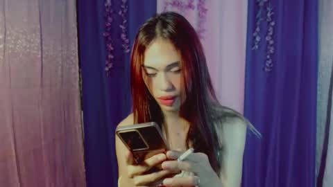 Snapshot of urgirl_leah chatting on 25, 9, 2025 Leah online show from 25, 9, 2025