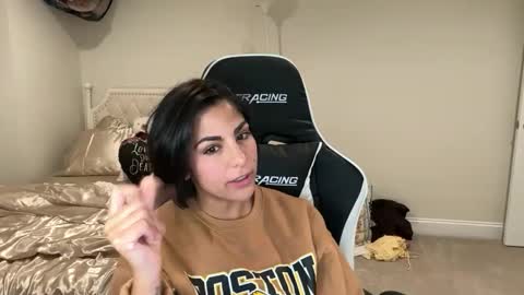 Snapshot of urgoddessmarla chatting on 8, 1, 2026 Goddess Marla online show from 8, 1, 2026