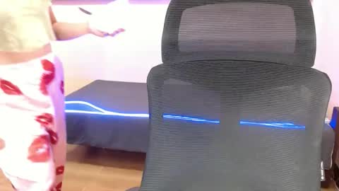 Miss Sophia3 online show from 4, 3, 2026