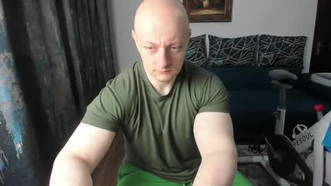 Snapshot of urgymcrush chatting on 18, 2, 2025 UrGymCrush online show from 18, 2, 2025