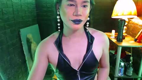 Snapshot of urhardcockqueenxxx chatting on 26, 9, 2025 queen norelle online show from 26, 9, 2025