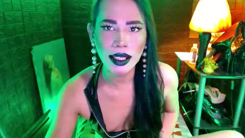 Snapshot of urhardcockqueenxxx chatting on 4, 6, 2026 queen norelle online show from 4, 6, 2026