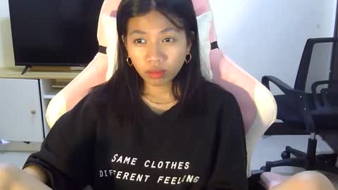 Snapshot of urhayumi_slut chatting on 29, 10, 2025 urhayumi_slut online show from 29, 10, 2025