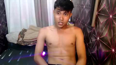 urhot_frank online show from 12, 9, 2025