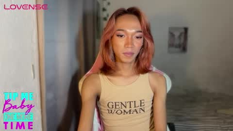 Snapshot of urhotfemboi_jayjay chatting on 23, 6, 2026 itsjayjay online show from 23, 6, 2026