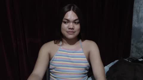 Snapshot of urhottie_bella chatting on 2, 4, 2026 urhottie_bella online show from 2, 4, 2026