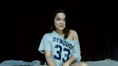 urhottie_bella online show from 25, 5, 2026