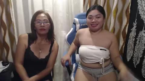 urhotvivian11 online show from 18, 12, 2024