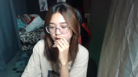 Snapshot of urlovelychinita chatting on 15, 2, 2025 urlovelychinita online show from 15, 2, 2025