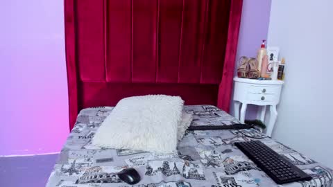 Love online show from 10, 3, 2025