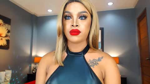 UrMajestyTyra online show from 14, 2, 2025