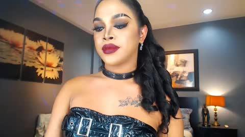 UrMajestyTyra online show from 3, 3, 2025