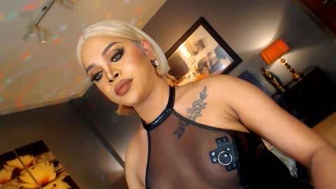 UrMajestyTyra online show from 9, 2, 2026