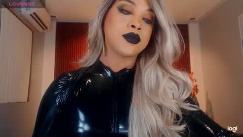 UrMajestyTyra online show from 12, 6, 2026