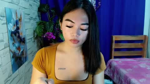 Snapshot of urpinay_girl01 chatting on 15, 7, 2026 Ms Ayesha online show from 15, 7, 2026