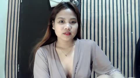 Snapshot of urpinaycutie chatting on 2, 1, 2025 urpinaycutie online show from 2, 1, 2025