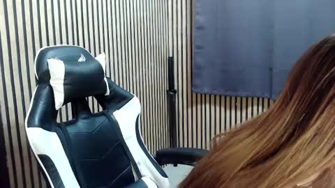 Snapshot of urpinaycutie chatting on 8, 1, 2025 urpinaycutie online show from 8, 1, 2025