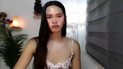 Snapshot of ursandra_xx chatting on 19, 10, 2025 ursandra_xx online show from 19, 10, 2025