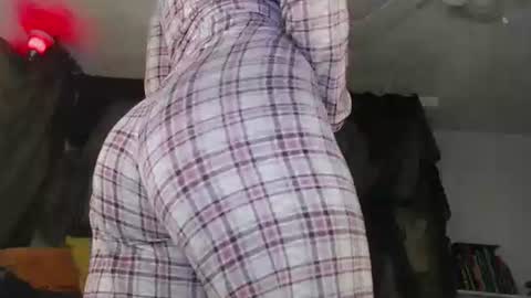 Snapshot of ursecretaddiction chatting on 19, 3, 2026 Maxi Mills . My Orgasm is in your hands Private is Open online show from 19, 3, 2026