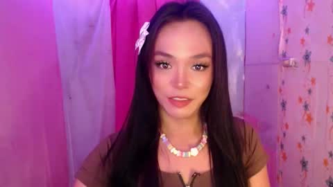 TYRA online show from 10, 4, 2026