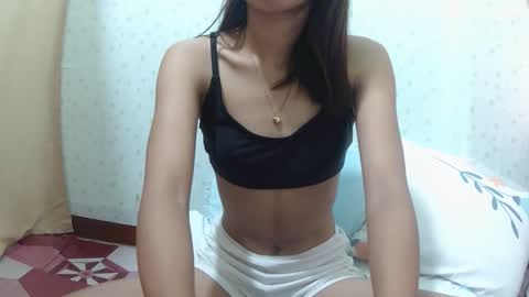 Snapshot of urshamegirl4you chatting on 9, 1, 2026 Your LUNA online show from 9, 1, 2026