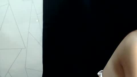 Snapshot of urskinny_girl chatting on 29, 1, 2025 Jane online show from 29, 1, 2025